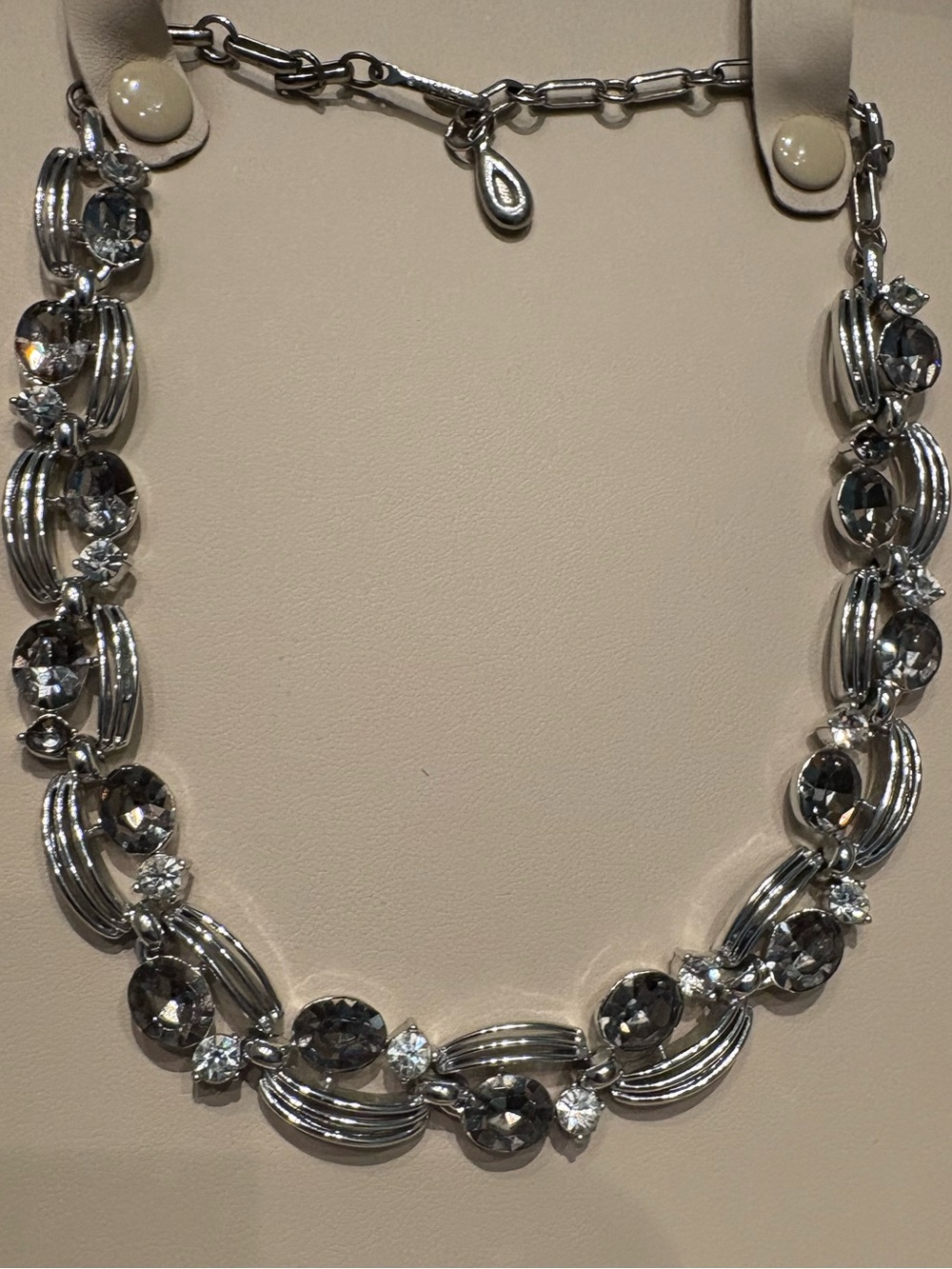 Vintage Lisner Necklace